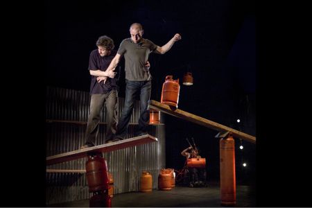 La Strada Aufführung: Cirque Inextremiste „Extremites“