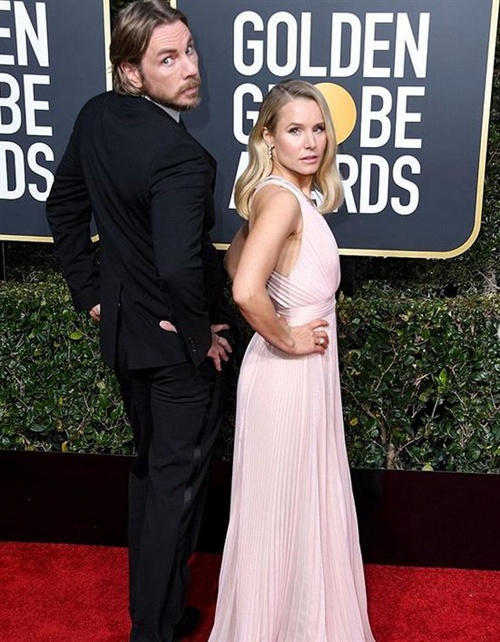 Kristen Bell in Zuhair Murad und Dax Shepard