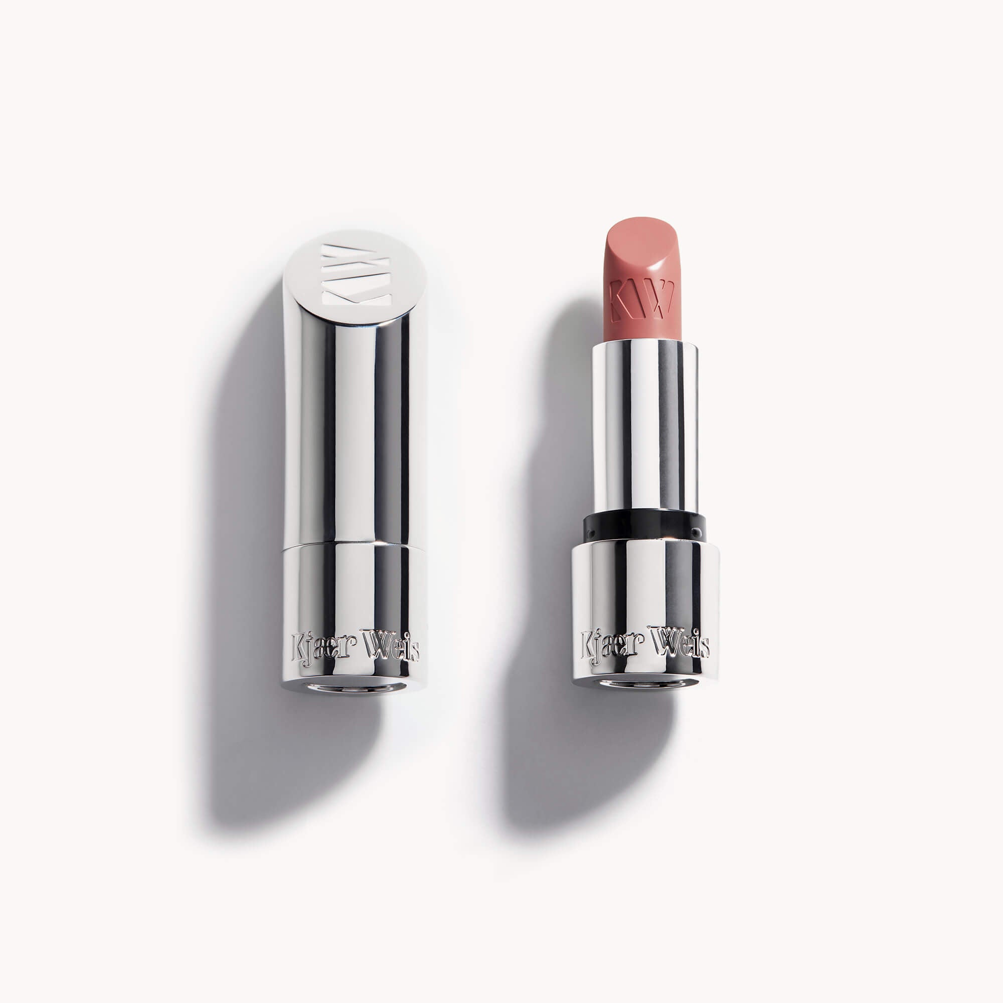 http://die-frau.com/upload/Nude-Naturally-Lipstick-Iconic-Gracious-Shopify.jpg